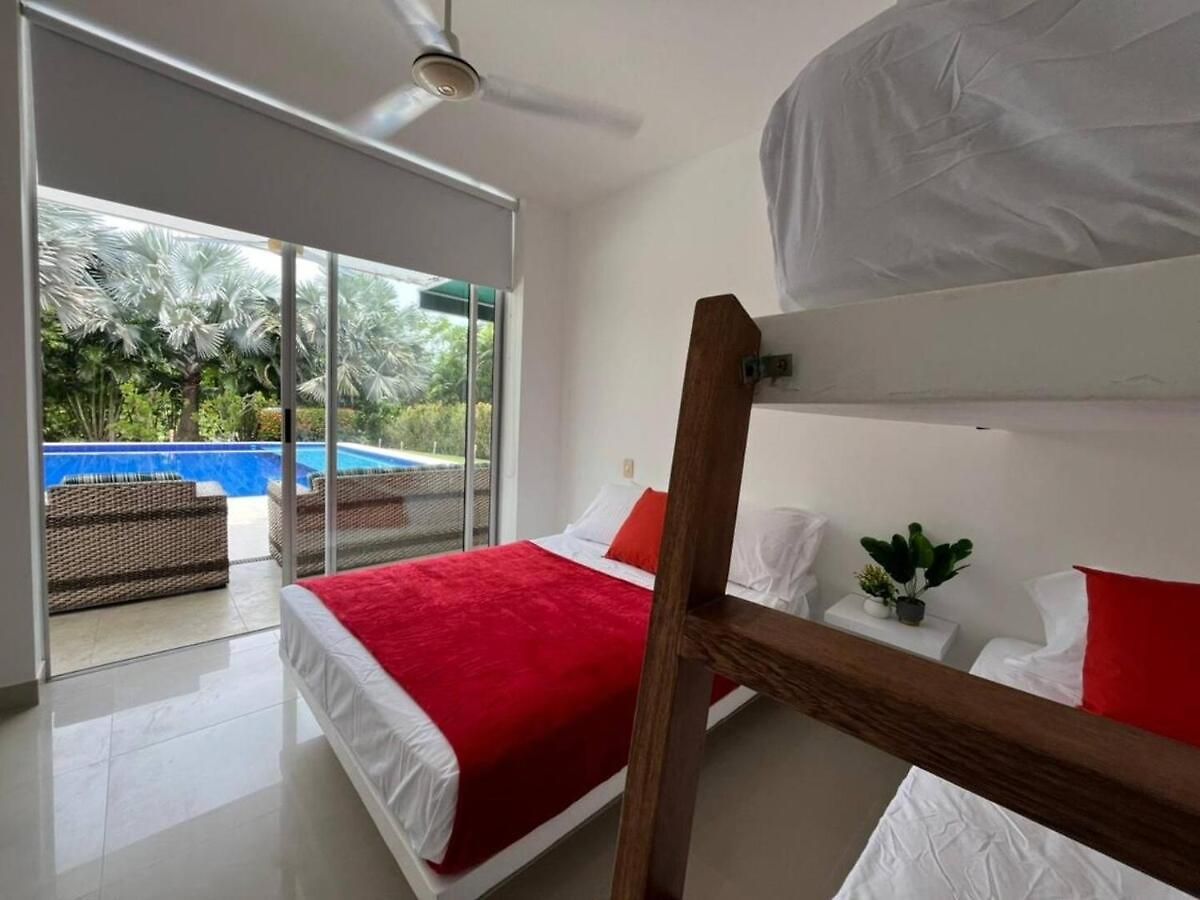 Amplio Y Cómodo Apto 6 A Max 12 Personas Con Piscina Privada En Laguna Club