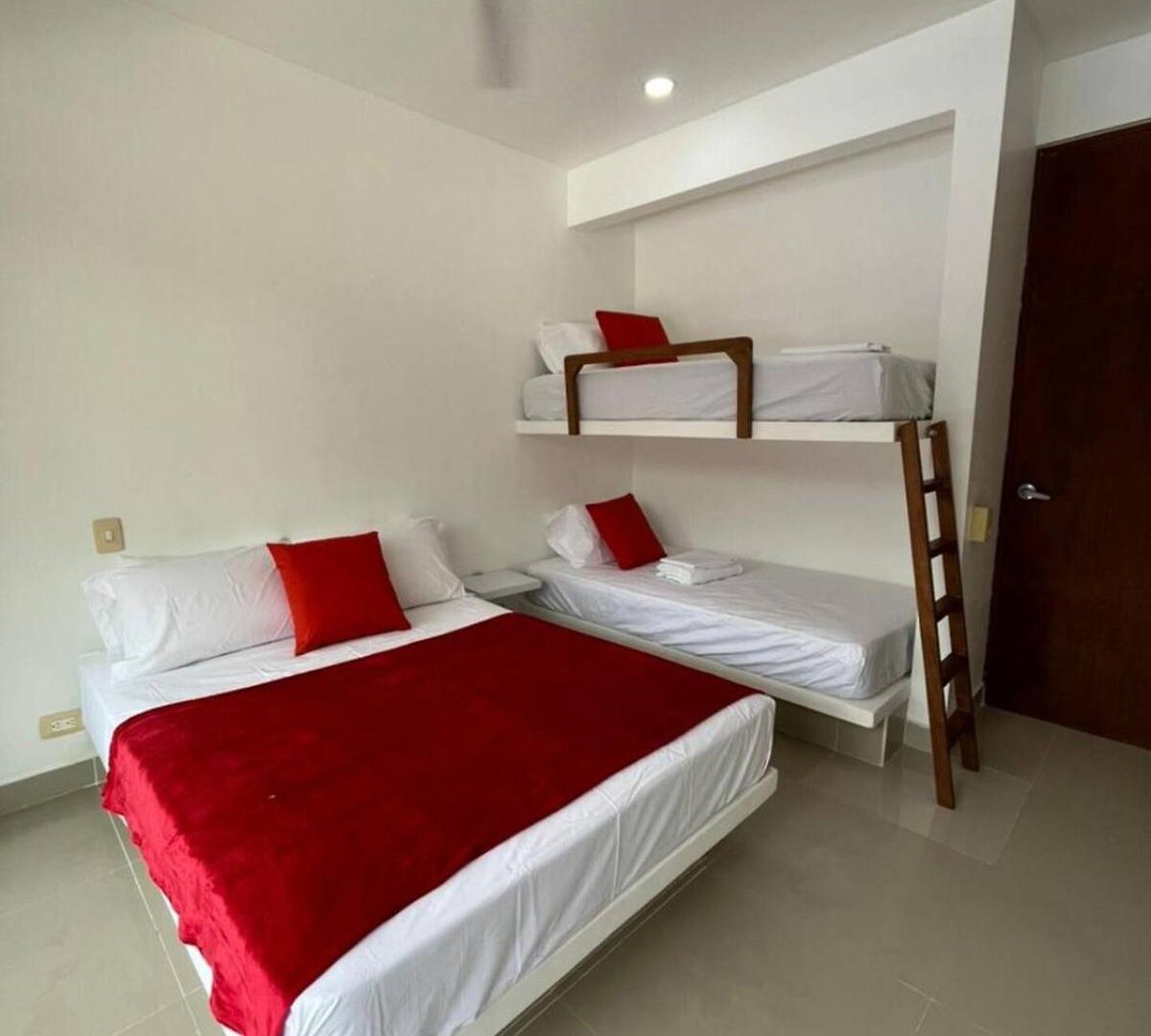 Amplio Y Cómodo Apto 6 A Max 12 Personas Con Piscina Privada En Laguna Club Apartamento *