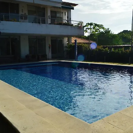 Amplio Y Cómodo Apto 6 A Max 12 Personas Con Piscina Privada En Laguna Club Cartagena