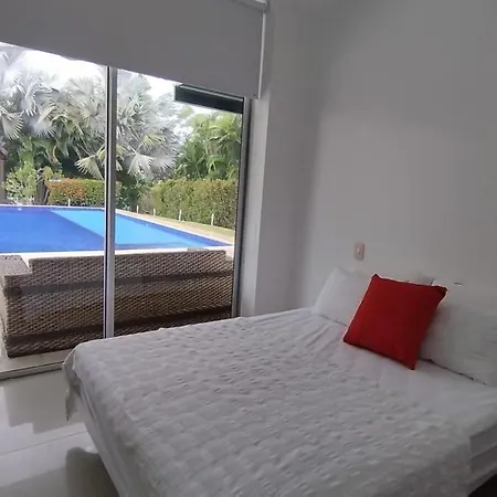 Amplio Y Cómodo Apto 6 A Max 12 Personas Con Piscina Privada En Laguna Club * Cartagena