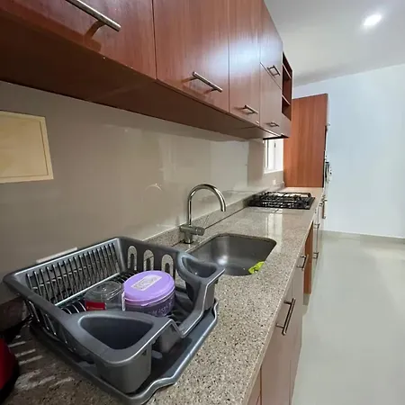 Amplio Y Cómodo Apto 6 A Max 12 Personas Con Piscina Privada En Laguna Club Apartamento Cartagena