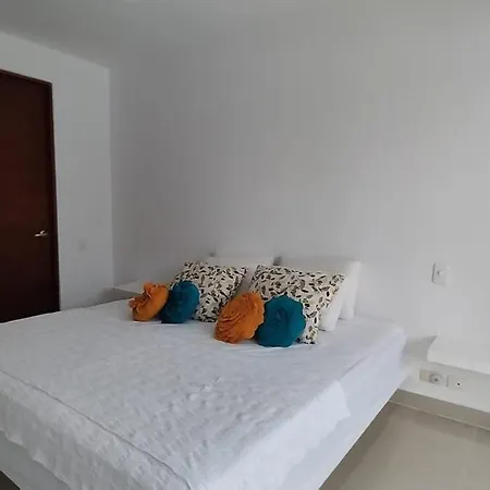 Amplio Y Comodo Apto 6 A Max 12 Personas Con Piscina Privada En Laguna Club